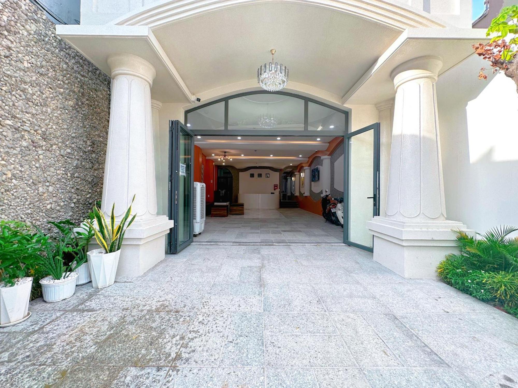 Milan Homestay - Milanesa Hotel And Apartment Вунгтау Экстерьер фото